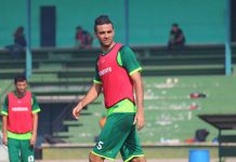 Proses Naturalisasi Tak Kunjung Rampung, Dutra Dikembalikan ke Persebaya
