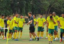 Wolfgang Pikal Ingin Terapkan Gaya Bermain Berani dan Agresif di Persebaya