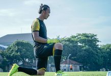 Rivky Mokodompit, Kiper Baru Persebaya Pemilik Tiga Gelar Kompetisi di Indonesia