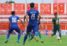 Sempat Bikin Kesalahan, Aji Santoso Tetap Puji Debut Nasir