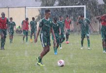 Aji Santoso Buka Peluang Ubah Komposisi Pemain Lawan Persija