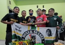 Bonek Sulsel Bersatu Rayakan Ultah ke-9 dengan Kunjungi Panti Asuhan