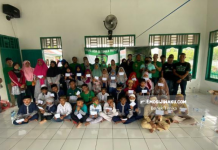 Bonek Timika Rayakan Ulang Tahun Di Ponpes Panti Asuhan