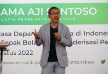 UM Surabaya Beri Beasiswa Pendidikan Untuk Komunitas Bonek