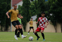 Persebaya Latihan Bersama Pasuruan United