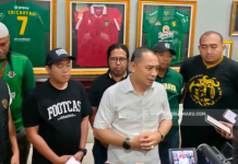 Wali Kota Eri Cahyadi Berdiskusi Dengan Bonek