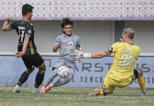 Persebaya Tahan Imbang Dewa United di Tangerang