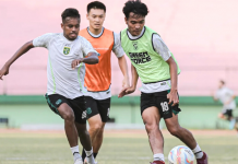 Persebaya Evaluasi Kesalahan Saat Kalah Lawan Persib
