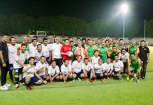 Charity Game Waras FC dan Persebaya Legend, Pj. Gubernur Adhy Apresiasi Prestasi Rudy William Keltjes