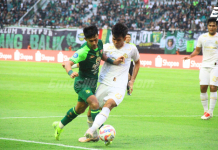 Bermain 10 Pemain, Persebaya Kalahkan Arema FC