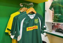 Sentuhan Nostalgia Era 2004, Antangin Rilis Official Jersey Spesial Persebaya di Pekan Raya Jatim 2026